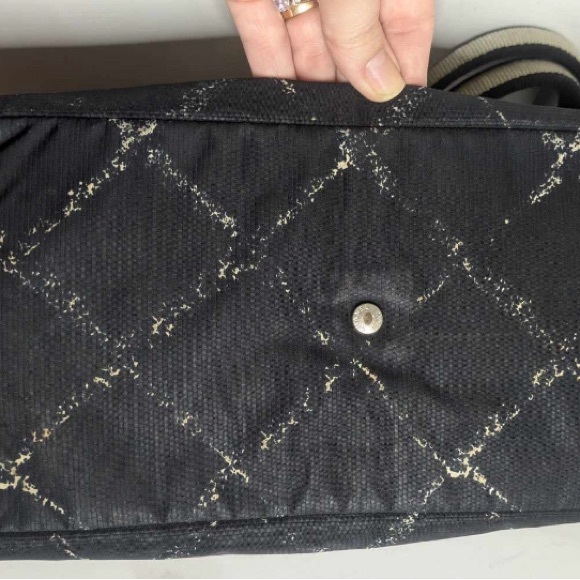 Chanel XL nylon A4 tote bag great everyday bag - Picture 3 of 16